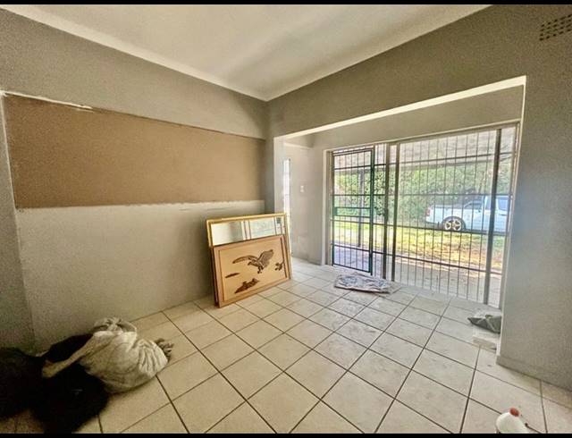 3 BEDROOM HOUSE FOR SALE IN VANDERBIJLPARK CW 3